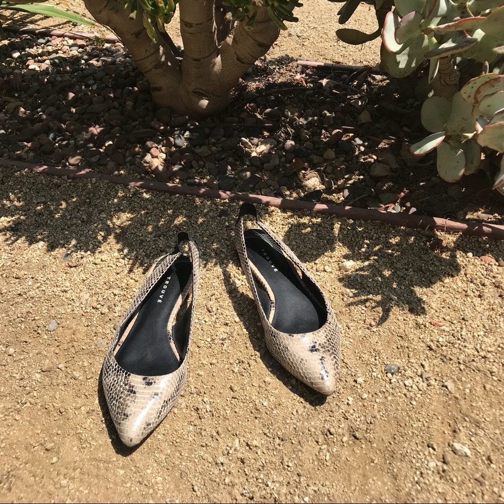 Trouve snakeskin elastic back flats